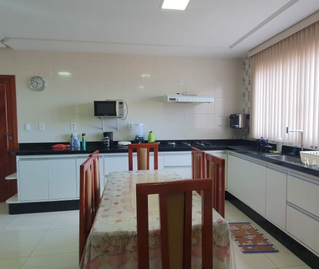 Casarão à Venda na Urbis