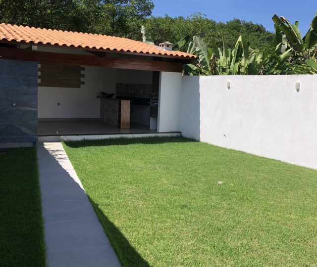 Casa a Venda no Condomínio Busca Vida em valença